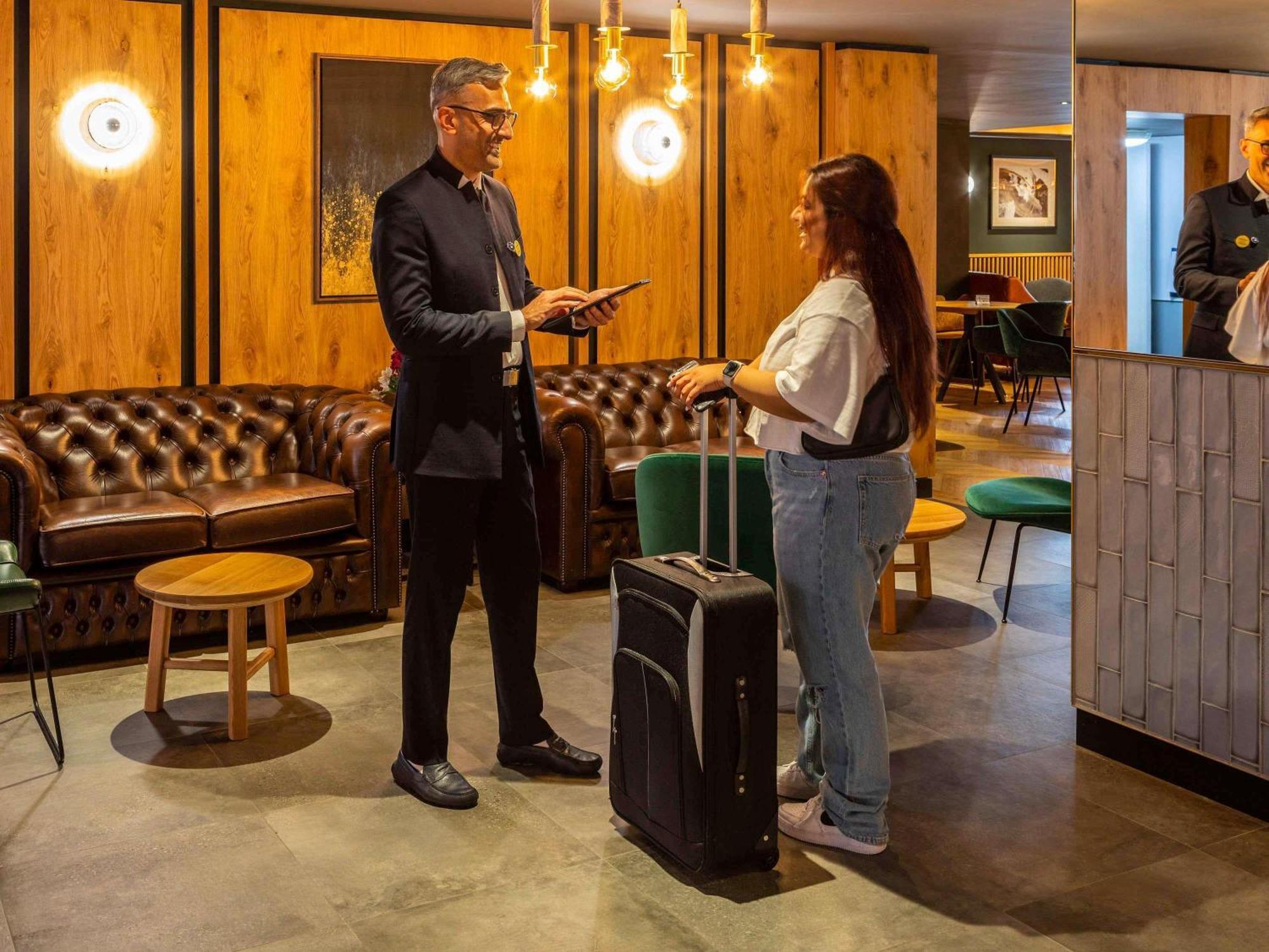 Novotel Birmingham Airport Terminal Building - Nec Bickenhill Εξωτερικό φωτογραφία